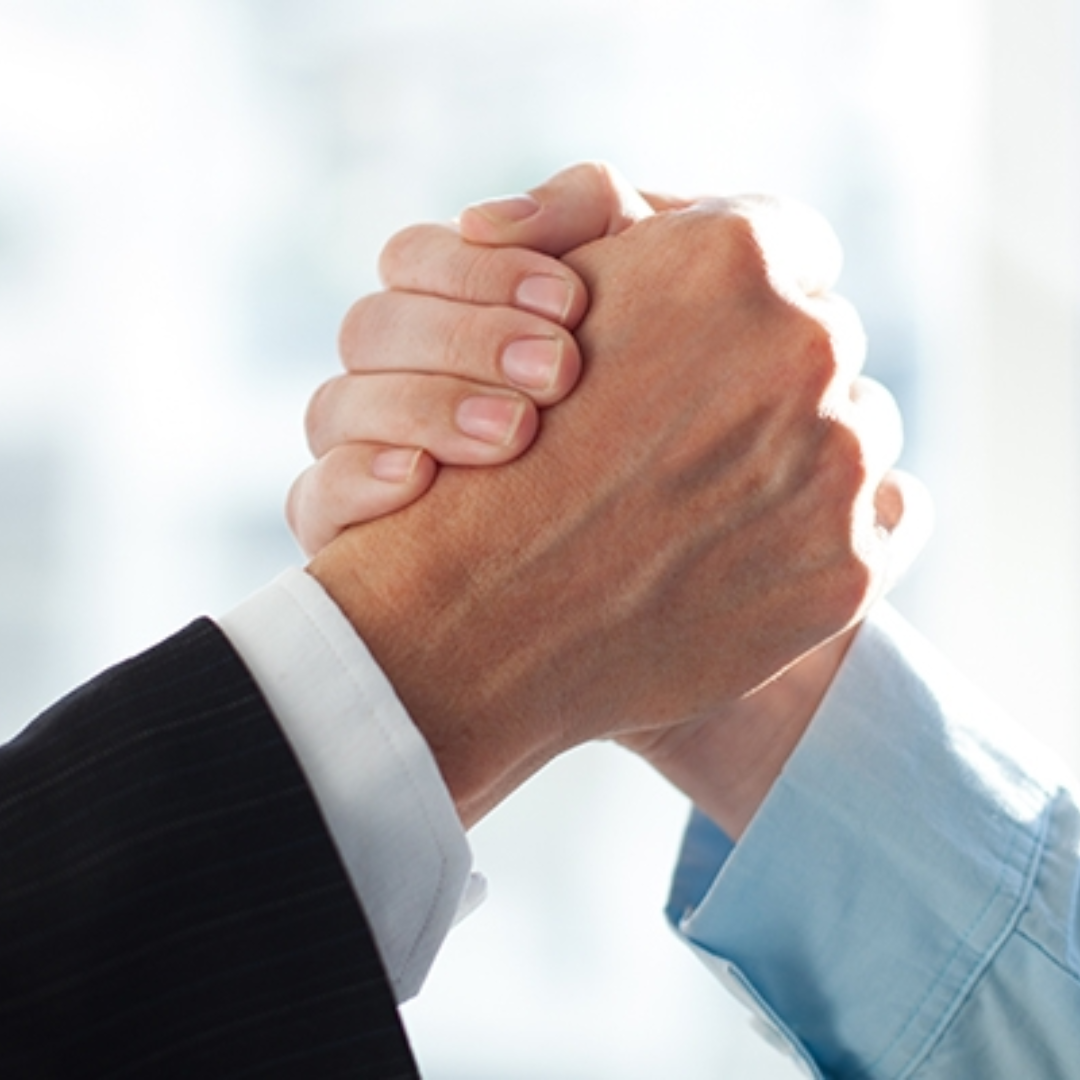 Deux mains liés Parcours top managers